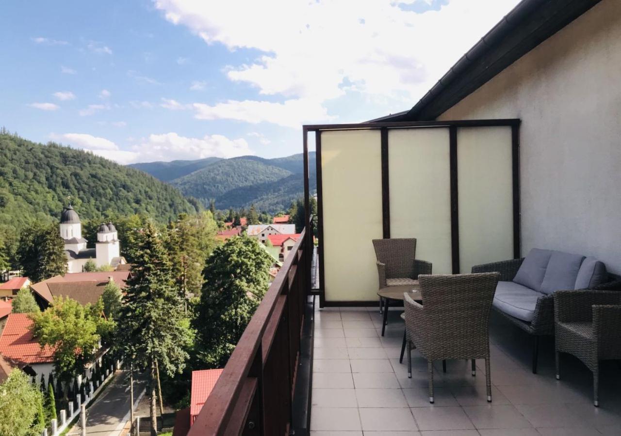 Mountain View Penthouse Apartamento Sinaia Exterior foto